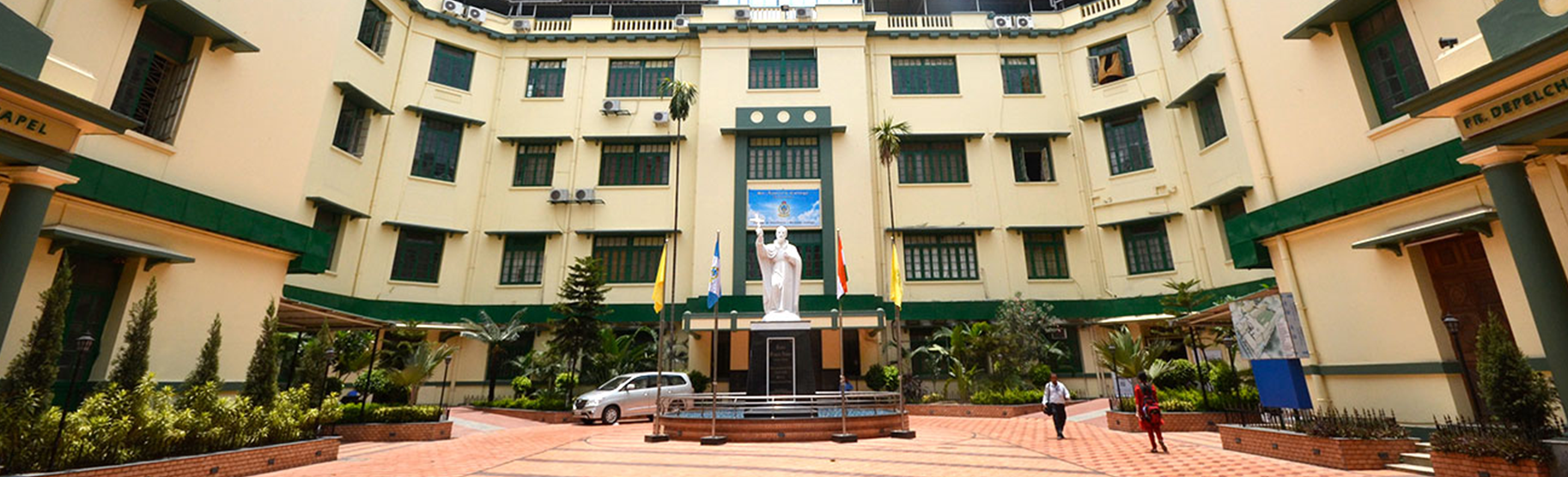 college banner image img_1492_S8fd0ZcIbhu7ZtYyaFR3AHj8mf9zSVEiDJu068Hb.png